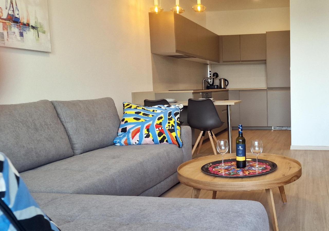 New Cozy 2 Room Pink Apartment Bratislava 058 Buitenkant foto