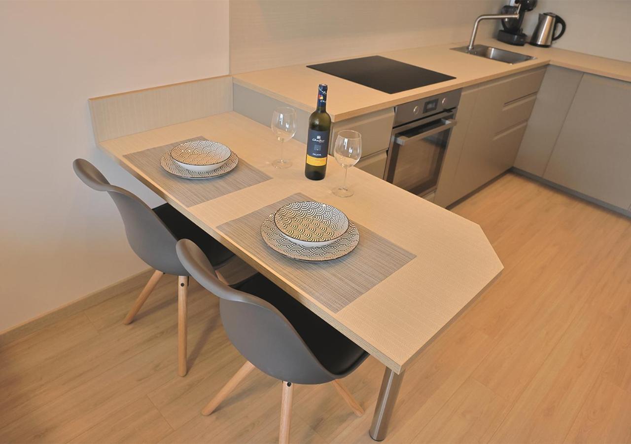 New Cozy 2 Room Pink Apartment Bratislava 058 Buitenkant foto